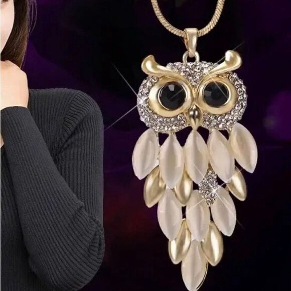Owl Crystal Pendant Necklace Womens Fashion Long Gold Chain Accessory New - Picture 4 of 7